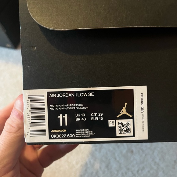 Nike Air Jordan 1 Retro Low - Picture 2 of 2